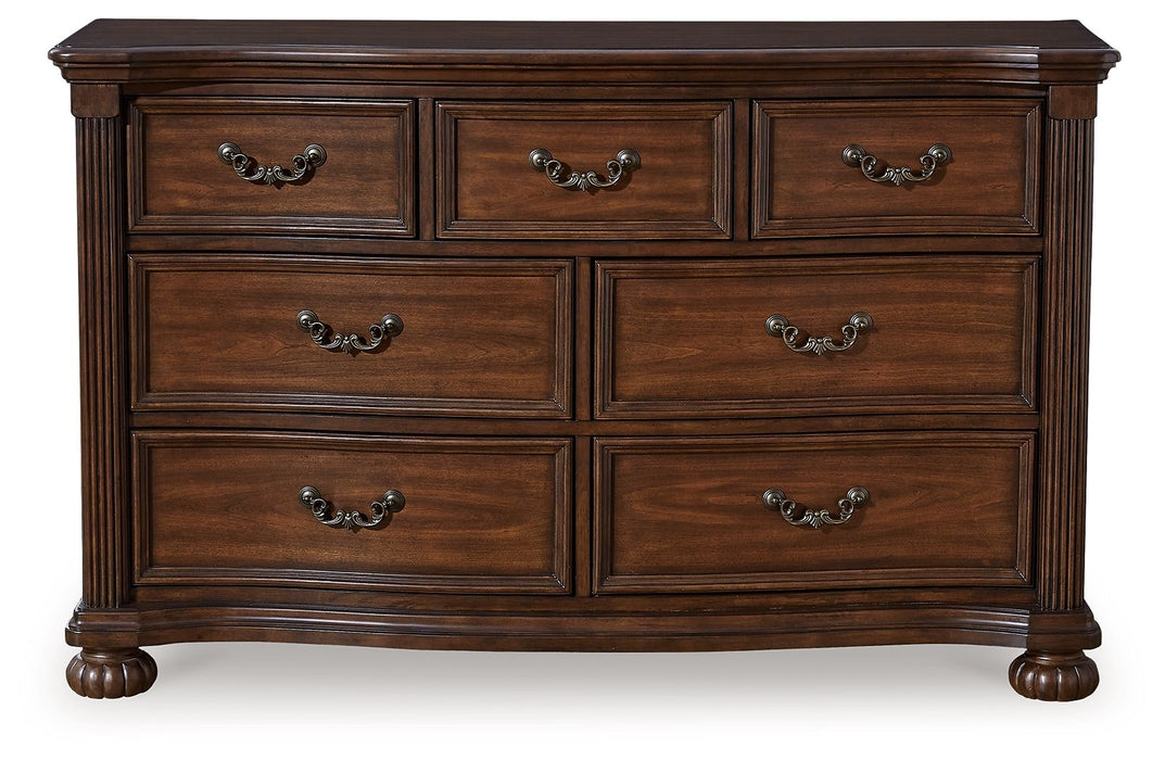 Lavinton - Dresser - Brown