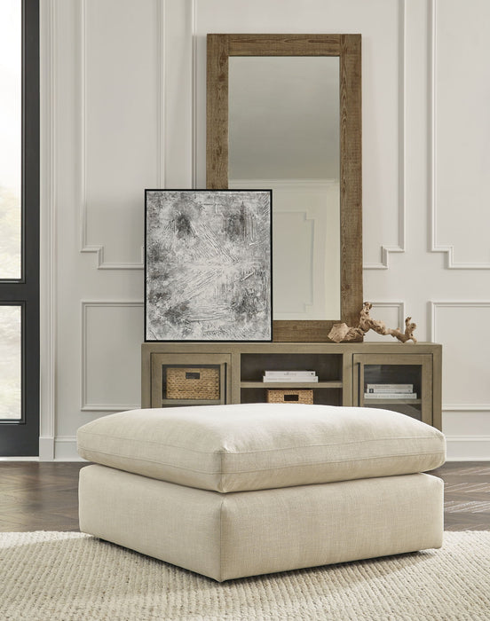 Elyza - 4 Pc. - Right Arm Facing Corner Chaise 3 Pc Sectional, Ottoman - Linen