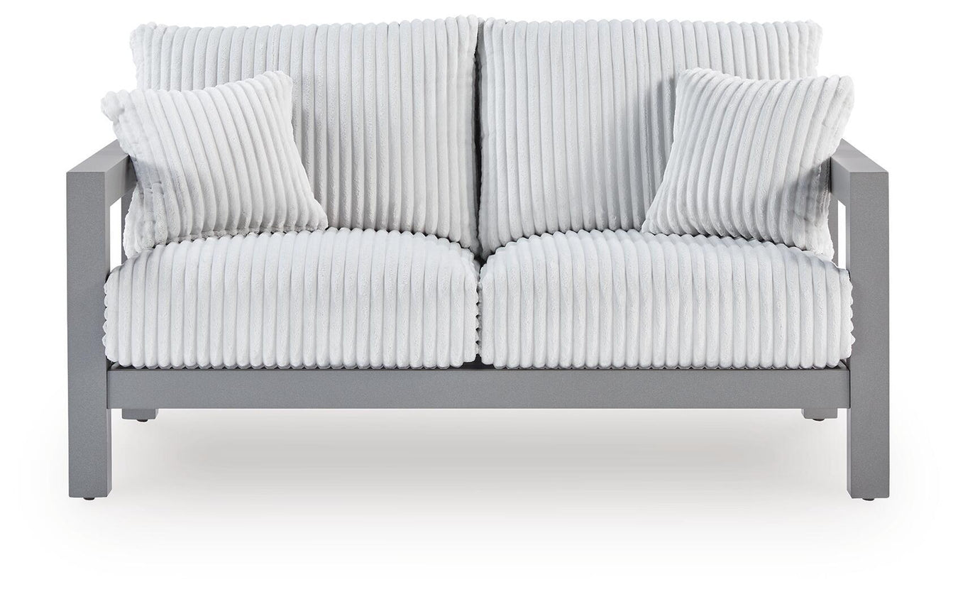 Outdoor > Loveseats
