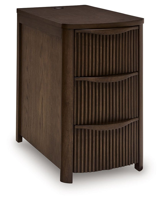 Camdill - Chair Side End Table