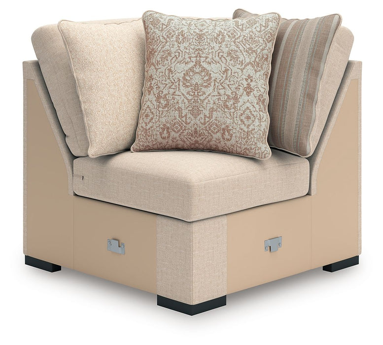 LadyMae - Sectional