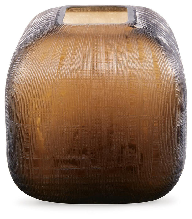 Capard Vase