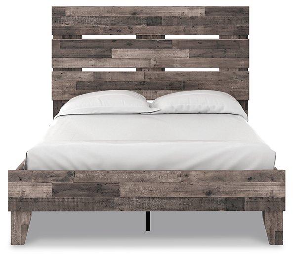 Neilsville Panel Bed