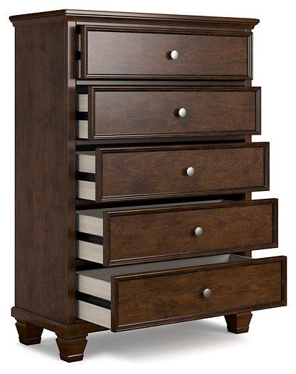 Danabrin Chest of Drawers