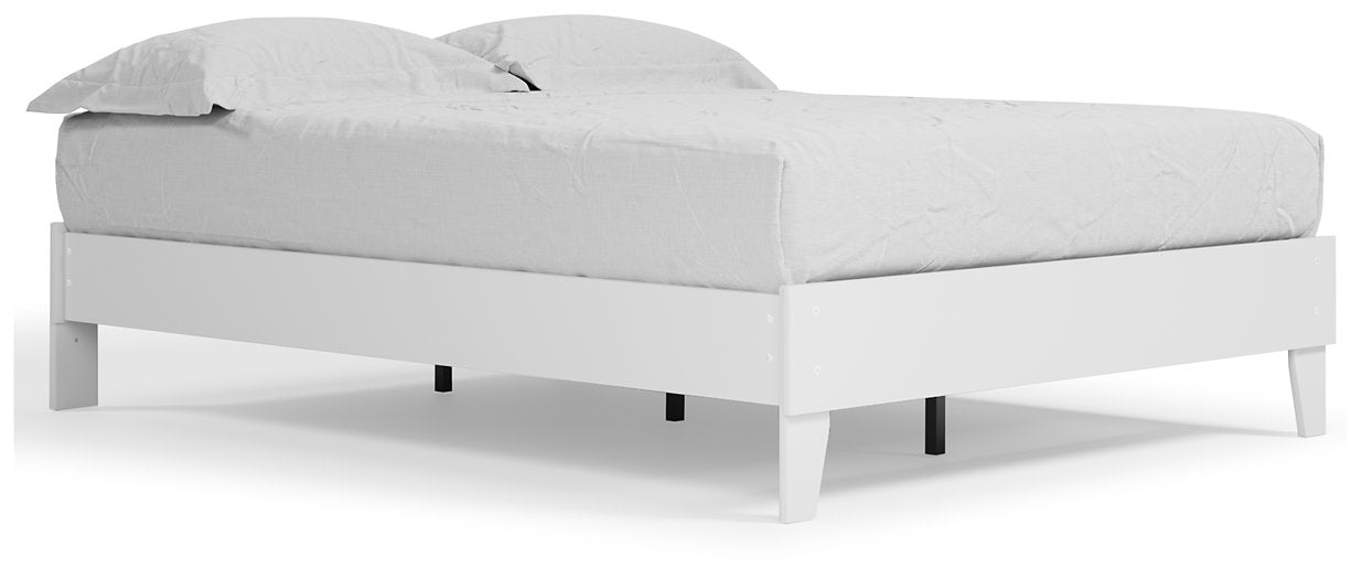 Piperton Panel Bed