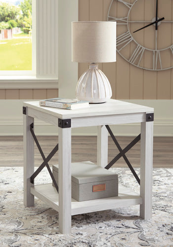 Bayflynn End Table