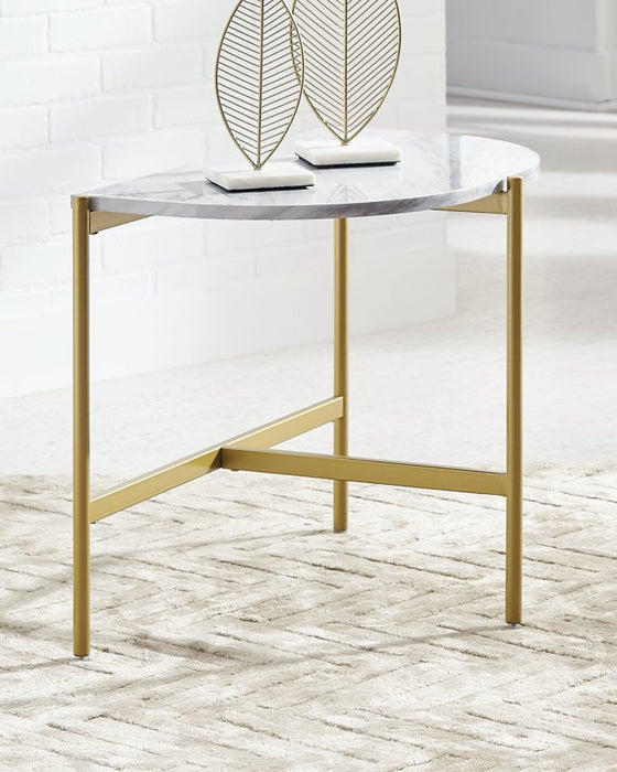 Wynora Chairside End Table